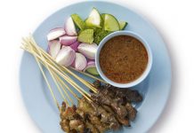 14 Must-Eats at Singapore’s Hawker Centres