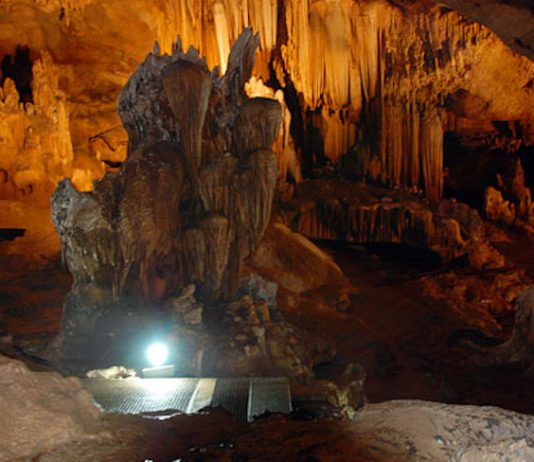 Popular Caves For Spelunking