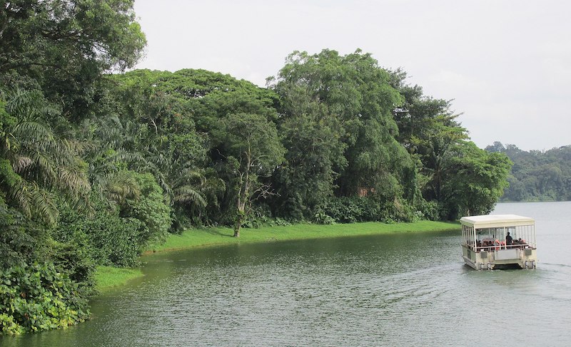 river safari malaysia