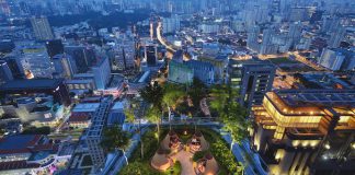 5 Unique Experiences At Andaz Singapore Andaz Singapore-Mr Stork