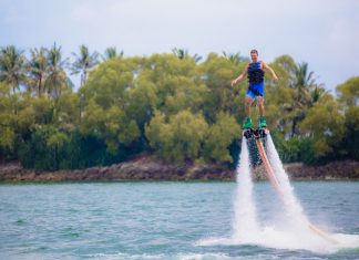 7 Places To Kayak, Wakeboard & Play Water Sports In Singapore 7 Places To Kayak, Wakeboard & Play Water Sports - Jetblading