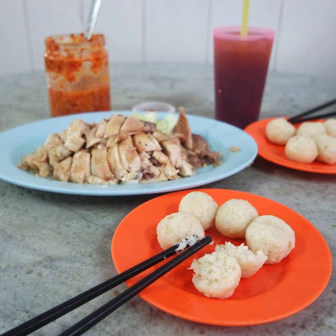 8 Best Things To Do In Malacca on a 2D1N Trip - Kedai Kopi Chung Wah