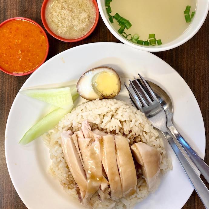 5 Hainanese Food Joints In The East Of Singapore To Check Out - Tian Tian Chicken Rice Bedok