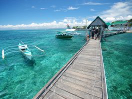 5 Must-Do’s In Cebu For First-Time Visitors 5 Must-Do’s In Cebu For First-Time Visitors - Enjoy wet and wild fun in the sun