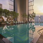 4 Ways to Better Wellness at Oasia Hotel Downtown, Singapore 4 Ways to Better Wellness at Oasia Hotel Downtown, Singapore - swimming pool on Level 27