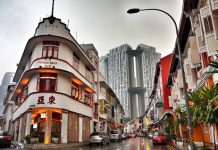 8 Best Things To See & Do In & Around Singapore’s Chinatown 8 Best Things To See & Do In Singapore’s Chinatown - Enjoy coffee, pastries, tipples and more around South Bridge Road
