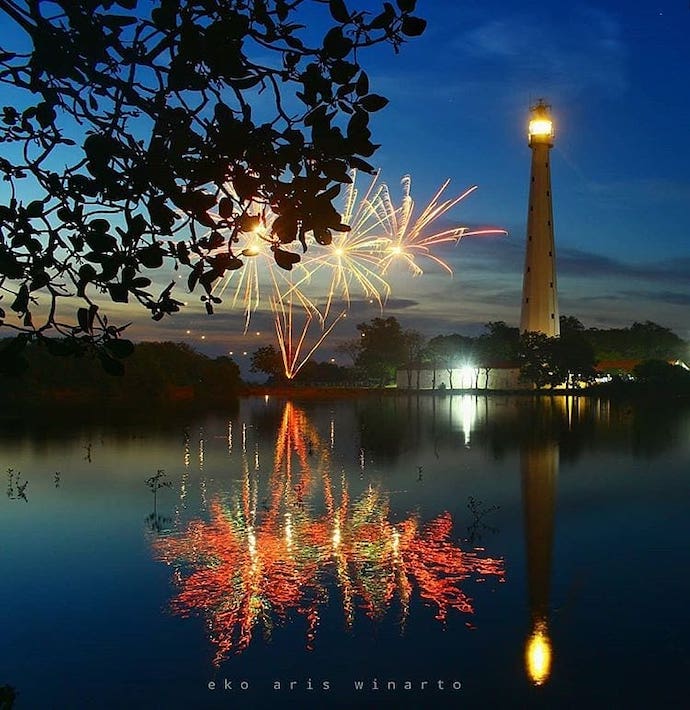 6 Cool Things To Do In Surabaya, Indonesia - Climb a Dutch-era Lighthouse