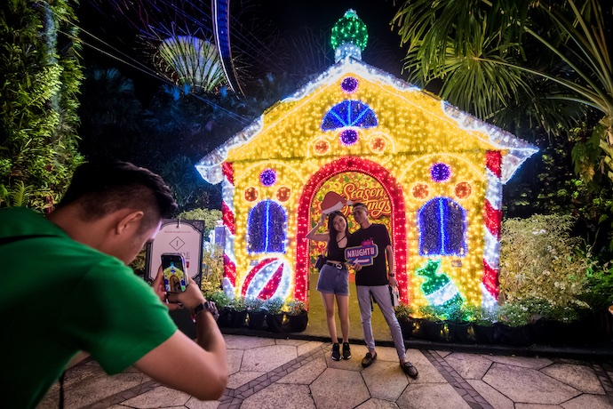 8 Magical Sights & Experiences at Christmas Wonderland - Gingerbread Grove