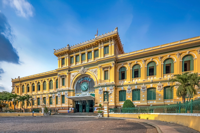 6 Ways To Experience the Best of Ho Chi Minh City - Discover historical marvels and war memorials