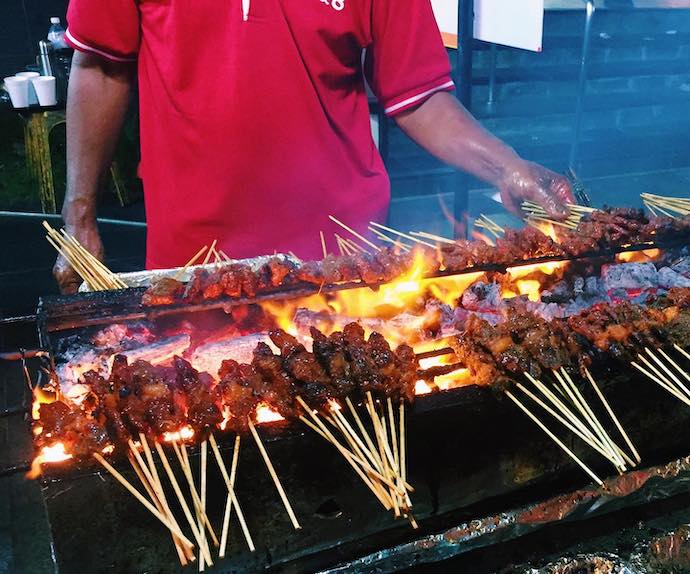 9 Must-Eats at Lau Pa Sat - 1. Best Satay 7 & 8 (Stall FC4 & FC5)
