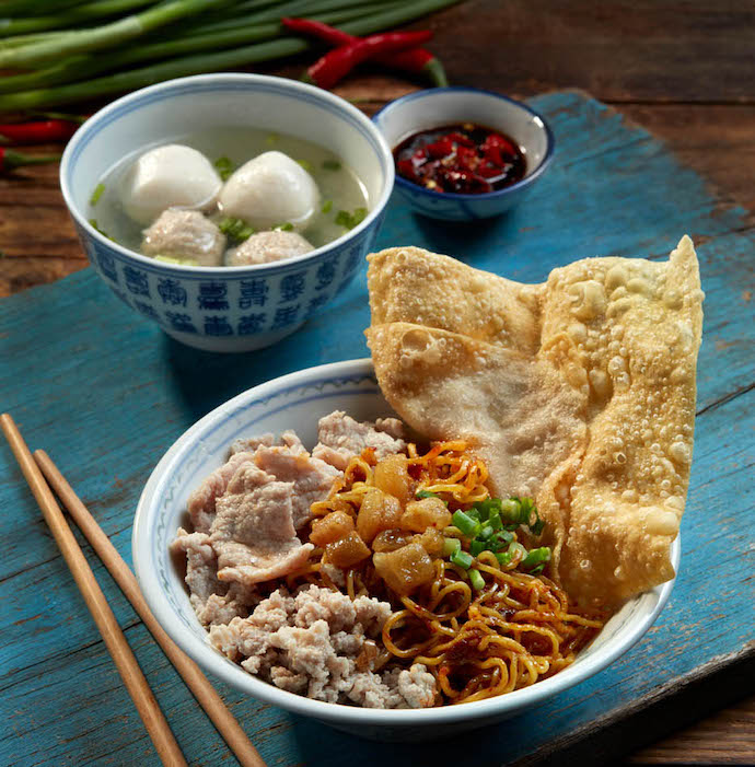 9 Must-Eats at Lau Pa Sat - 5. LiXin Teochew Fishball Noodles (Stall 32)