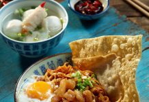 9 Must-Eats at Lau Pa Sat 9 Must-Eats at Lau Pa Sat - 5. LiXin Teochew Fishball Noodles