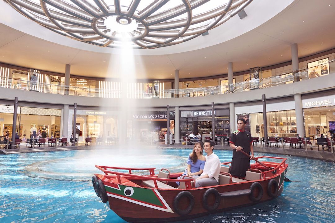 10 Instagram-Worthy Waterfalls to Check Out in Singapore - Rain Oculus at Marina Bay Sands