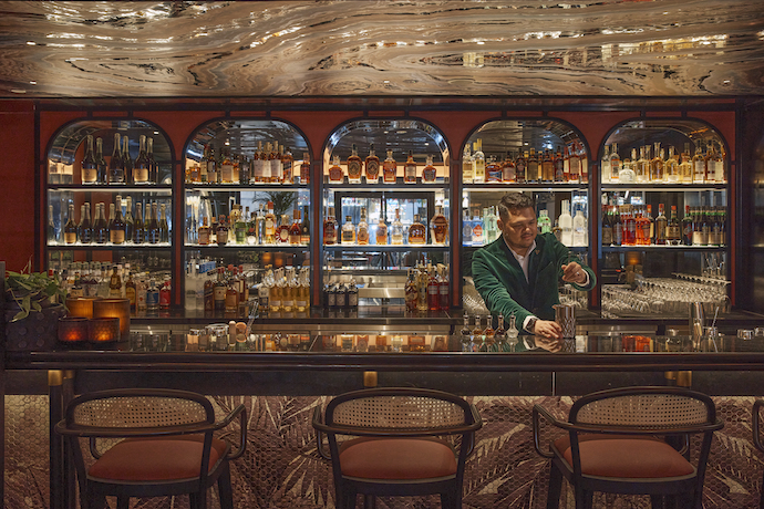 4 Best Things About Staying at the Playfully Luxe QT Singapore - Kick back with New York literary-inspired cocktails at Cygnet Bar
