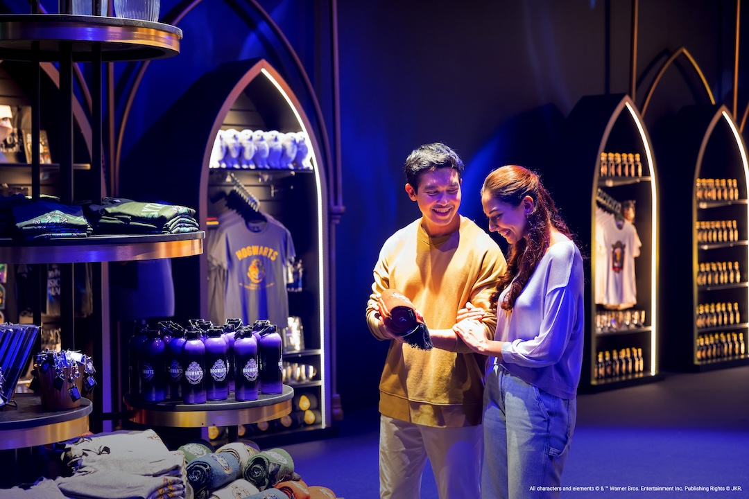 10 Spellbinding Environments To Check Out at the Asian Premiere of Harry PotterTM: Visions of Magic in Singapore - Retail
