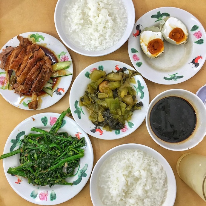 10 Popular Late-night Food Spots in Singapore To Satisfy Your Supper Cravings - Joo Seng Teochew Porridge